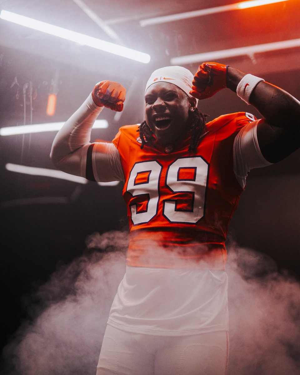 nate_watford's tweet image. Year 1 for my guy! #prouddad