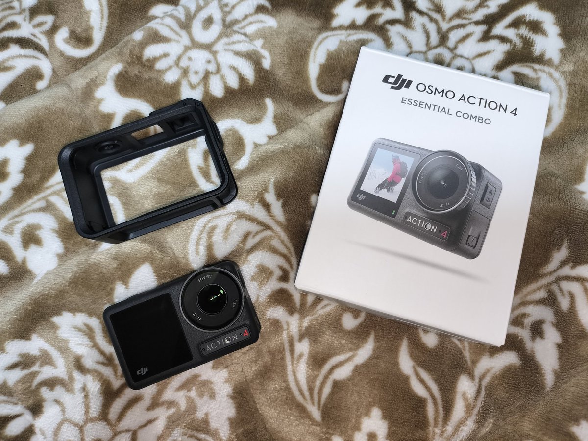Deratyo_GSR's tweet image. @DJIJAPAN 
#OsmoAction4
とうとうアクションカメラが3機体制に！
色々な角度から撮れるようになるかも？？✨

光学ズームもついててびっくり
これからどんなものが撮れるようになるかな😁