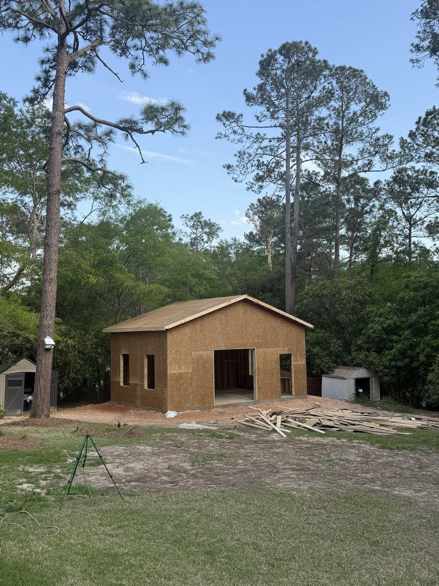 bryanbrosgolf's tweet image. Building out my dream golf room with @rainorshinegolf and @ForesightSports. Filming the entire process. Gosh I’m excited to share this with y’all!!