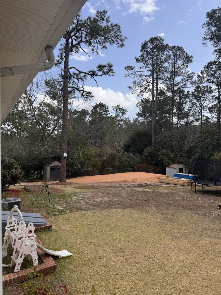 bryanbrosgolf's tweet image. Building out my dream golf room with @rainorshinegolf and @ForesightSports. Filming the entire process. Gosh I’m excited to share this with y’all!!