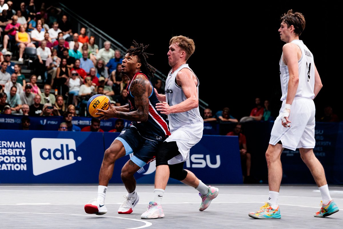 CULionsMBB's tweet image. SILVER for @_averybrown3 and @USAUniTeam! 🥈
Our guy Avery Brown and Team USA 3x3 finished on the podium at the @FISU World University Games! 🇺🇸🏀
#RoarLionRoar🦁 // #OnlyHere🗽
