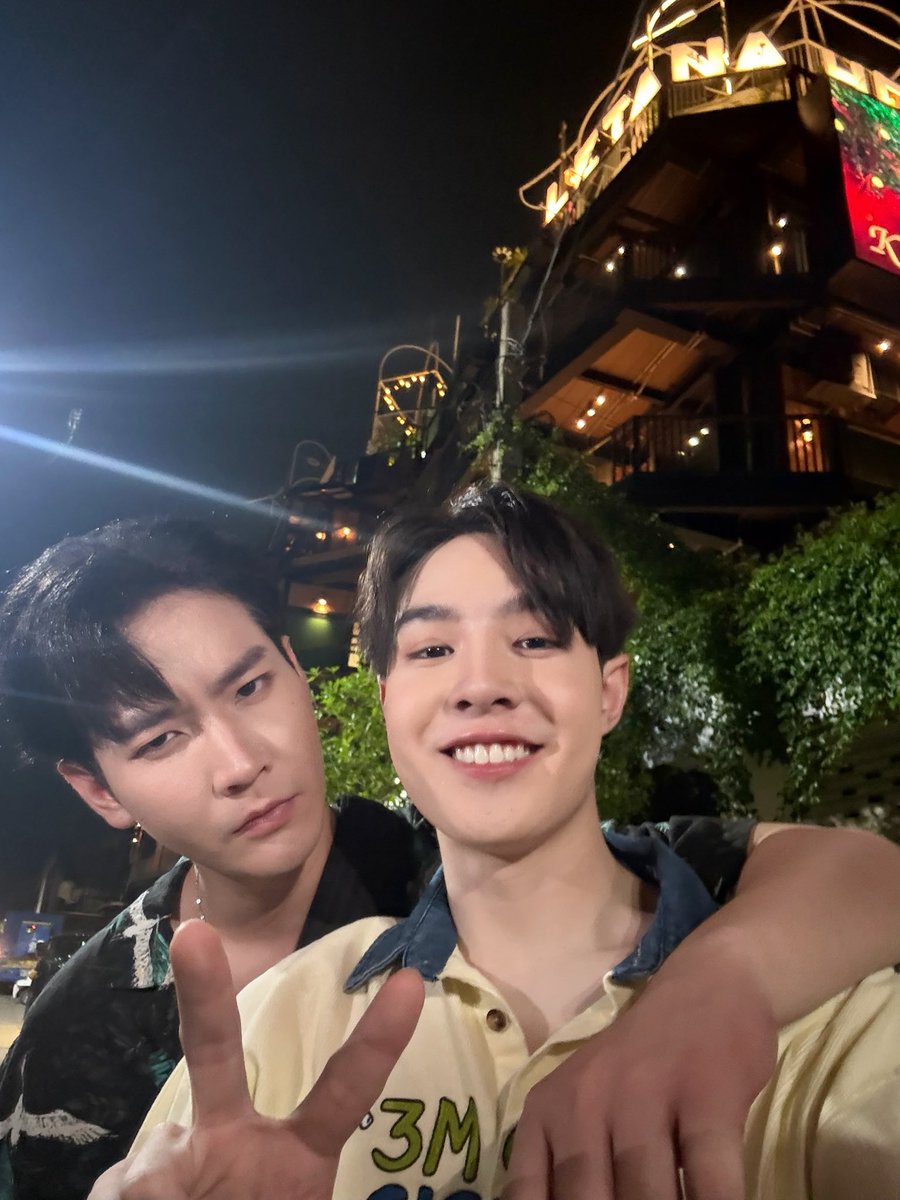 nneel_kw's tweet photo. เลิกกองแล้วคับ ลุยกันต่อพน🎬✌🏻
#operationseduction 
#nneel 
#ขุณขิมมอญ 
#ถ้วยฟู https://t.co/l64LliTaE1