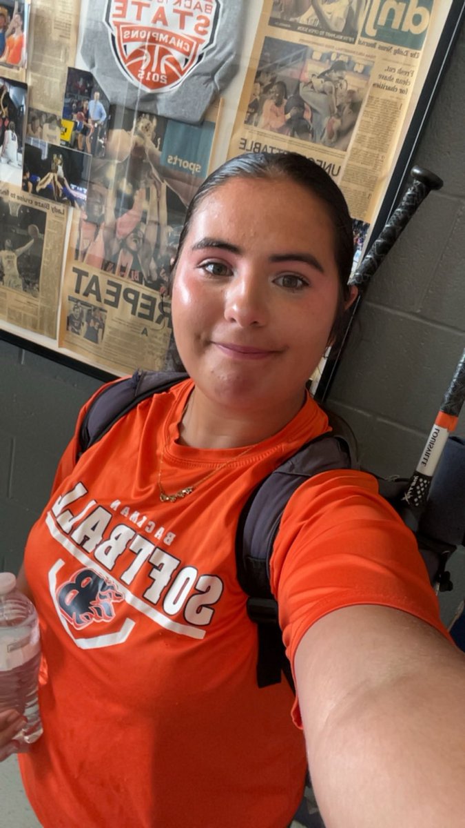 MadisonKeel4's tweet image. Back at it this week with my high School teammates. Workouts today and scrimmages tomorrow! @LadyBSoftball