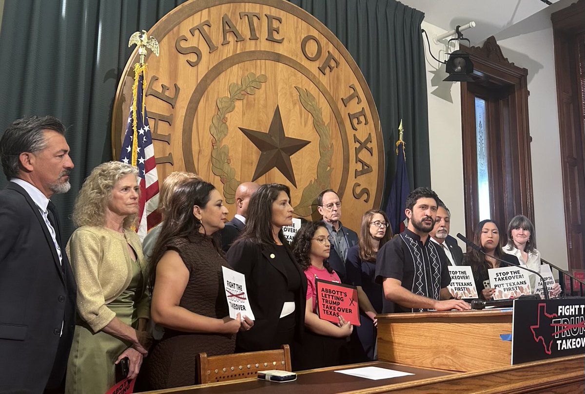 JohnnieMo's tweet image. Happening now: @GregCasar joins a press conference ahead of the opening of the special session on redistricting to say Democrats should consider filibustering and/or quorum busting to block the map redrawing. #txlege