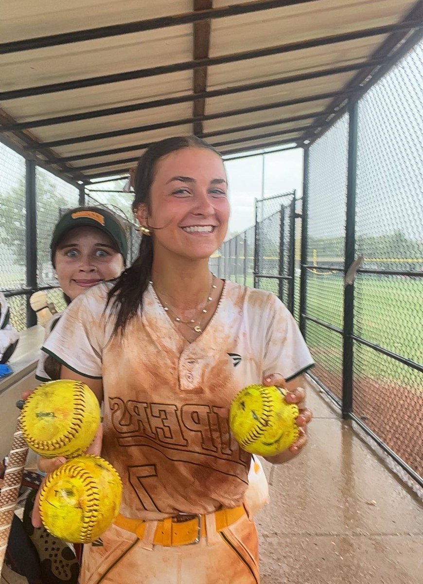 VipersGonce's tweet image. 💥BOMB SQUAD💥 at PGF $25K Summer Ca$hional$‼️ Our #7 Pressli Reynolds with 3 💣💣💣 and our #5 Kaylee Boddie with 1 💣. LET'S GO‼️💪💪#BeTheStandard #ViperNation
@PressliReynolds @KBodd13
@LineDsoftball @PrepSoftball @SoftbalAmerica @IHartFastpitch @CoastRecruits…