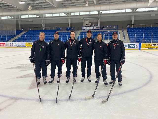 RileyDudar's tweet image. Grateful for another top notch @HockeyCanada experience.
This time, for the national u17 camp running skills sessions for team white and black with this crew of beauties.