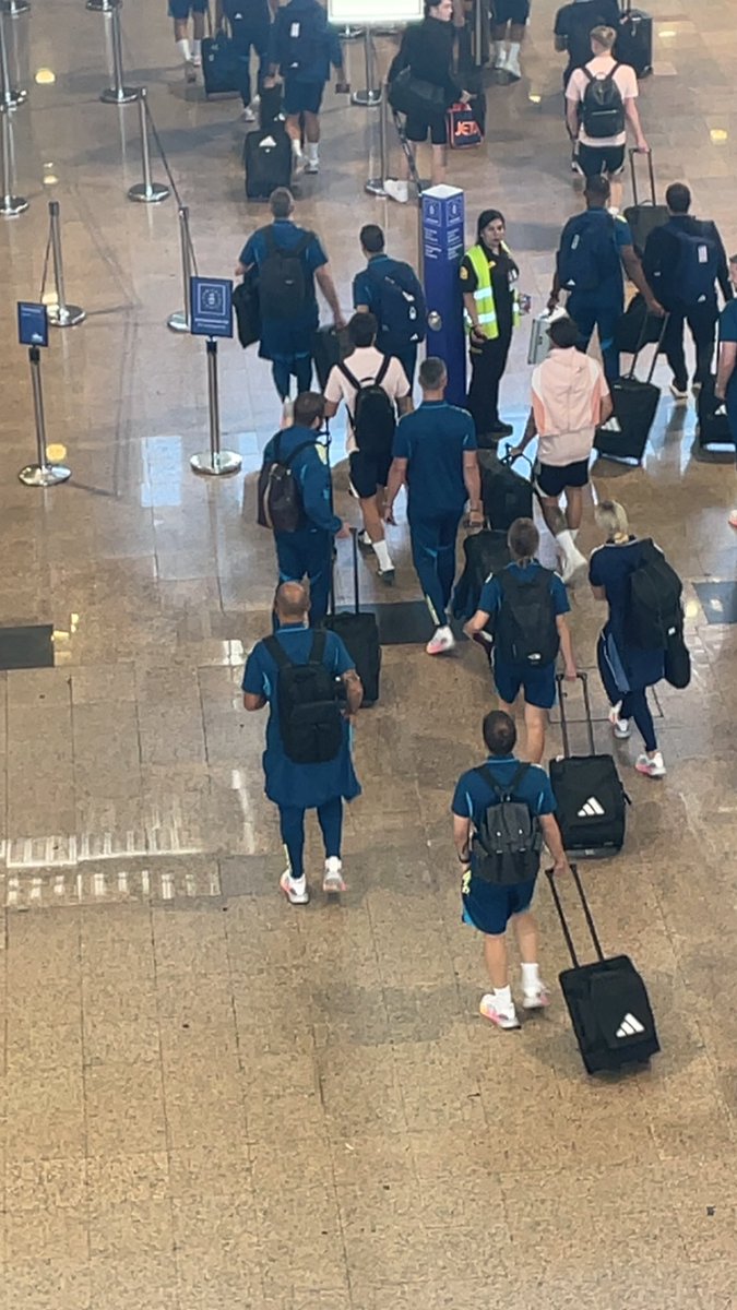 alfiereynolds_'s tweet image. Nottingham Forest team just landed in Faro Airport, no sign of Gibbs-White though 👀 #NFFC #THFC