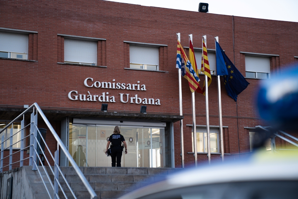 Millores a la comissaria de la Guàrdia Urbana de #Badalona amb un nou aparcament i un centre d’educació viària per a escolars

🚔L’actuació ha sortit a licitació per un import inicial de 471.060,21 euros

ℹ️ badalona.cat/ca/actualitat/…