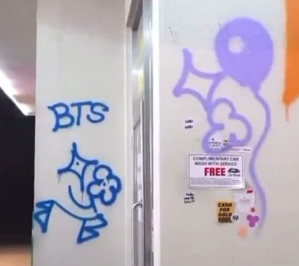 jungkovtae's tweet photo. Oh taekook drawings are so similar 🥹🥹 https://t.co/wy5vAh3etq