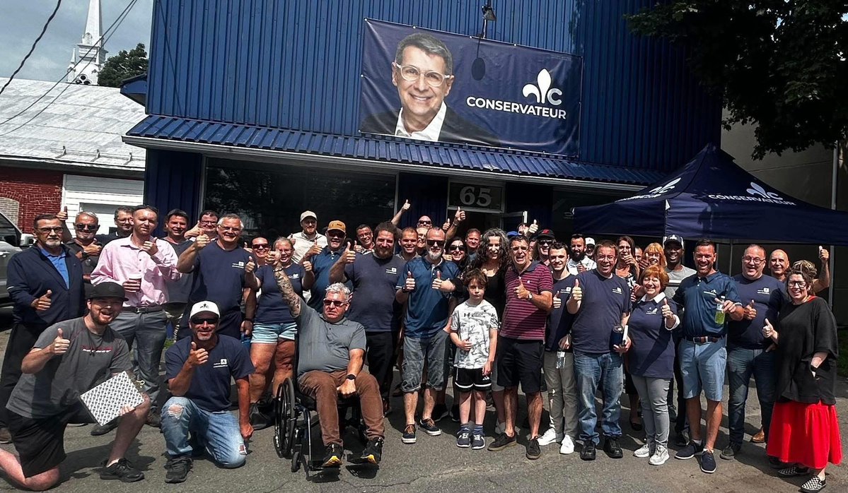 MFLemay4's tweet image. J’étais présente samedi dernier lors du blitz de porte-à-porte pour soutenir @E_Duhaime et les militants du @PconservateurQc d’Arthabaska.
C’était une magnifique journée à parcourir les rues en bonne compagnie et à rencontrer des gens de la région. L’accueil était chaleureux et…