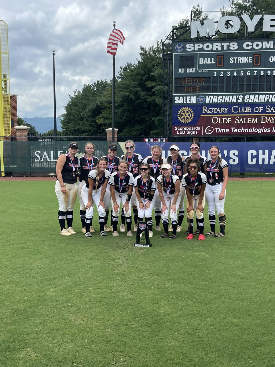 VA_Phoenix_Wood's tweet image. Proud of our 16u Phoenix-Wood squad as they fought hard and placed 4th in the @USASoftball Class A Nationals!  Thanks to all the fans, College Coaches and “Lil” Phoenix for supporting this past weekend! ❤️🐦‍🔥🖤