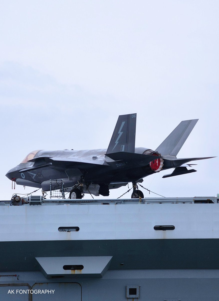ak_av69's tweet photo. F35 https://t.co/RAFqbfrGXl