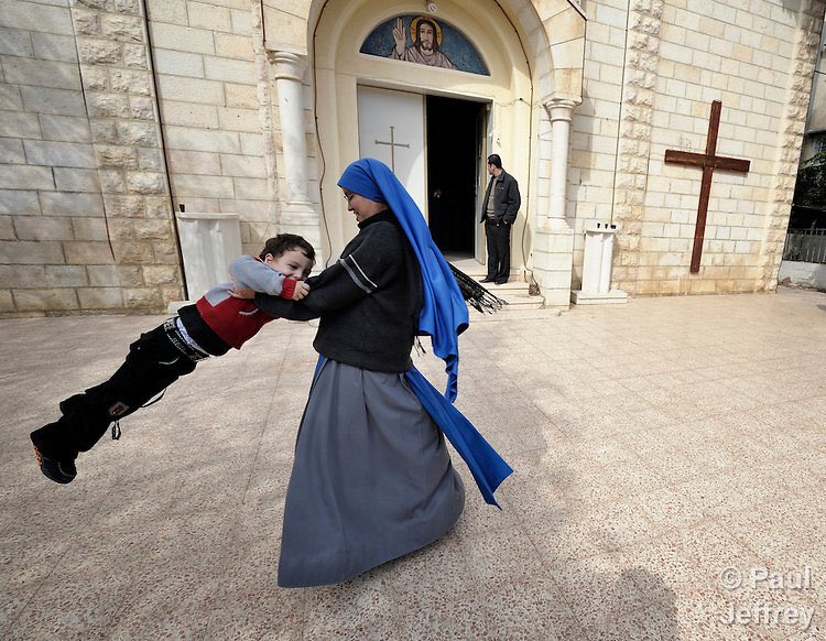 SwissGuard5's tweet image. Rappel quotidien qu'entre participer aux guerres sans fin, de tomber dans le désespoir ou l'indifférence, il reste toujours une option, il reste l'option catholique.