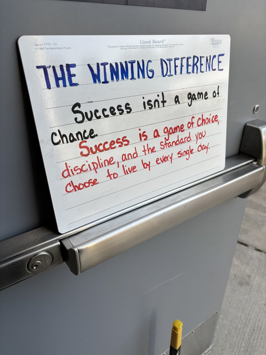 thewinningdiff1's tweet image. Success isn’t a game of chance.
Success is a game of choice, discipline, and the standard you choose to live by every single day.
