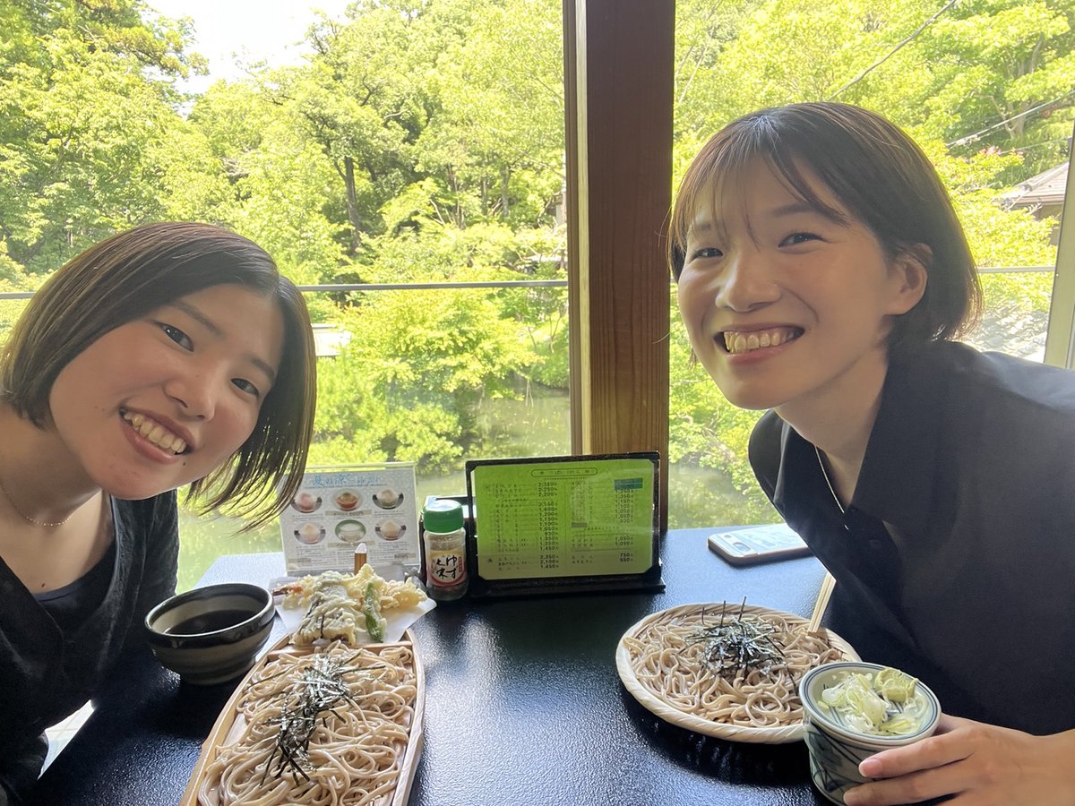 yaaaagi1's tweet photo. 生存確認できました✌️
久々なのに久々感なく楽しめる。そんな人がいるって幸せだなぁって思いました🫶とりあえず月イチ開催が必須事項となりました。笑 https://t.co/iDR5fgs48E