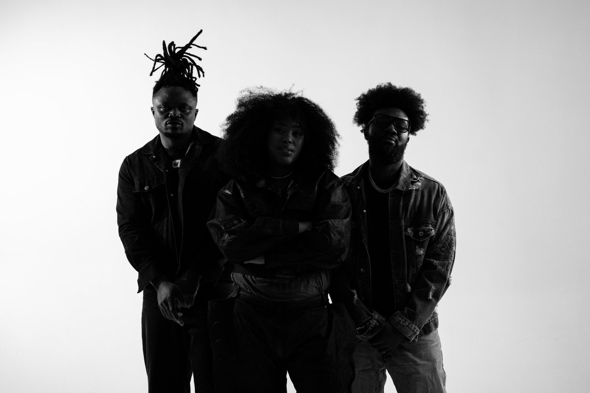 weplug_music's tweet image. Chart update: @Bantundi X Msaki X @tresorofficial - Naliya
#6 on TruFM Top30
#13 on CUT FM Top30
#18 on Tuks FM Top40