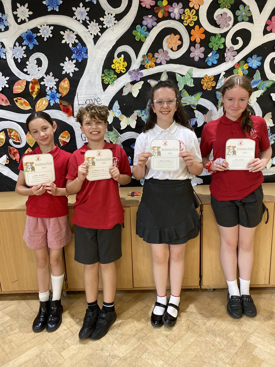 Wonderful to have lots of names nominated for our annual kindness award. Congratulations to our winners  who have lived out our Christian value of kindness throughout the year in very special ways. ‘If you can be anything, be kind.’ 👏🏆 Thank you Mr Williamson for the prize.