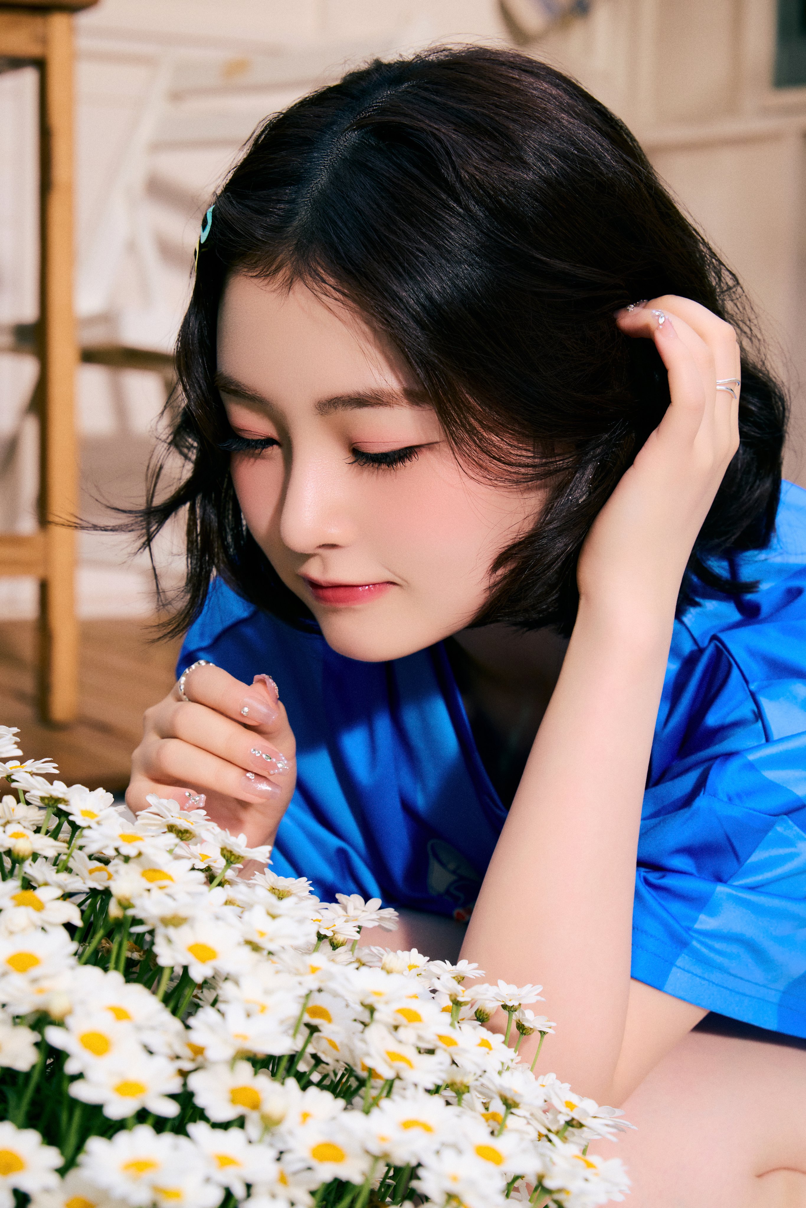 GwYbNFrbIAAG0NQ?format=jpg&name=4096x4096