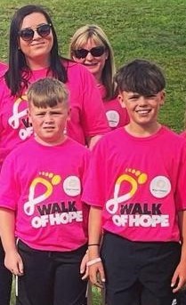 braintumourrsch's tweet image. Grandad’s 13-hour spinathon in memory of his granddaughter Ella 💛
Jack Penrose, 65, from Shropshire, braved soaring temperatures to complete a 13-hour spinathon in memory of his 13-year-old granddaughter, Ella, who sadly died from an undiagnosed brain tumour. Joined by friends,…