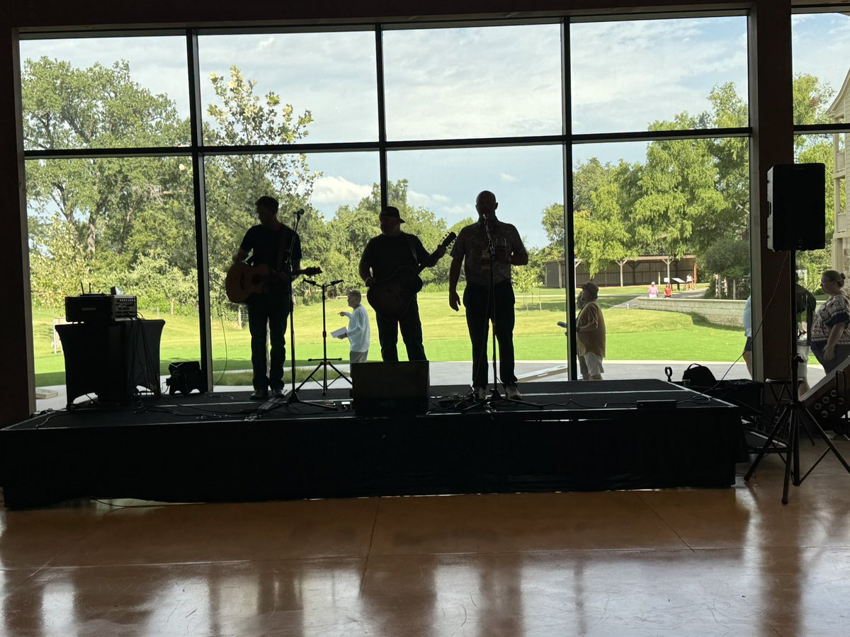 Great Evening reception at TTA Summer conference! We wrapped up education with live band, corn-hole tournament and networking! Special thanks to our event Sponsor’s : Title Sponsor Texas Turf Services and Beverage Sponsor Ewing  😎