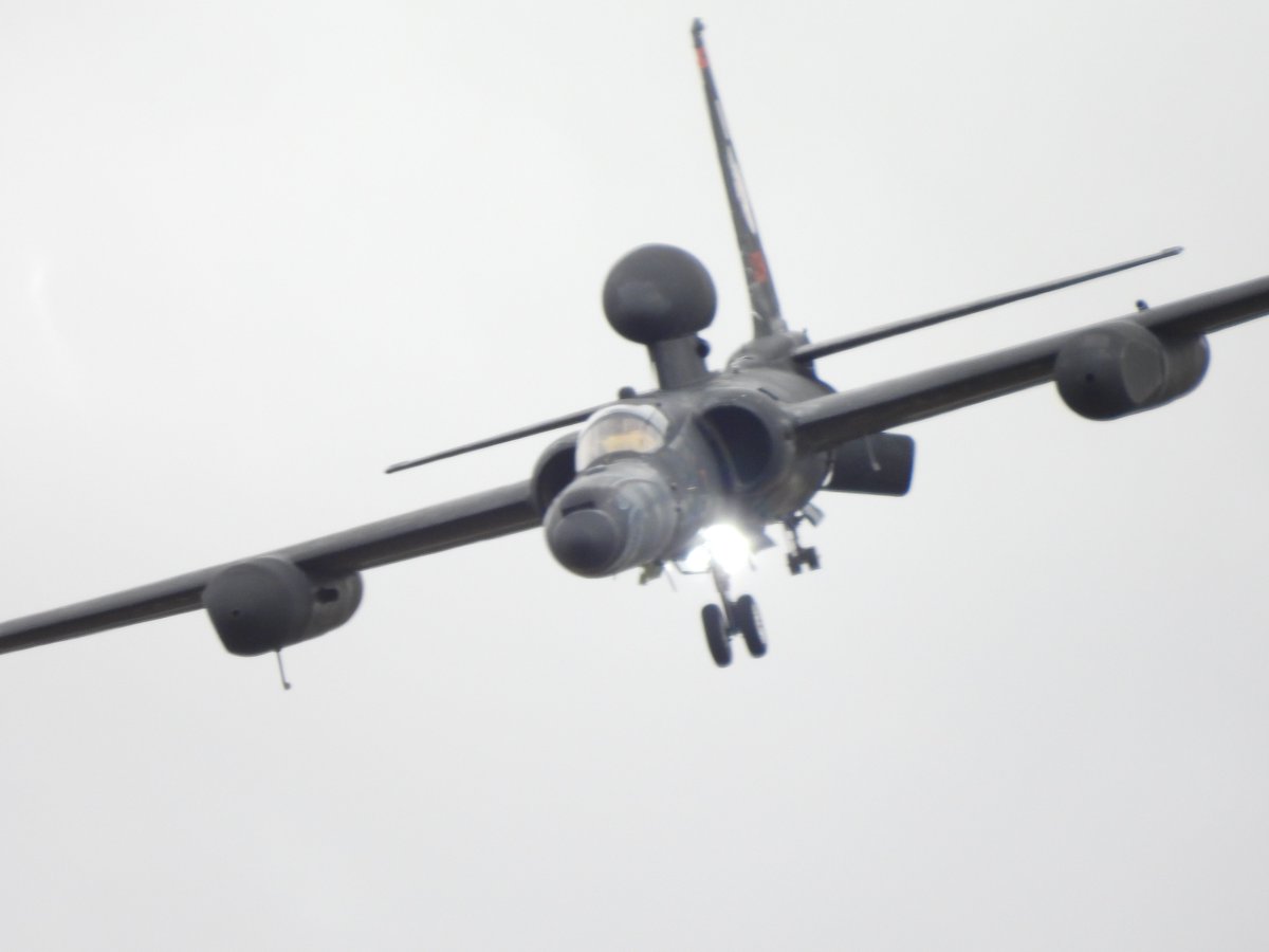 teaselstudio1's tweet image. And, yes, I may have taken a few pics of the Dragon Lady. Seeing her fly is a, very long standing, bucket list ticked off...