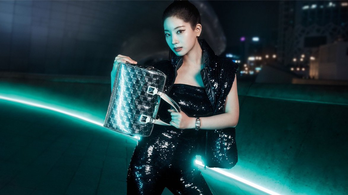 todayintwice's tweet image. 2 years ago today, DAHYUN was officially announced as the Global Brand Ambassador of Michael Kors.