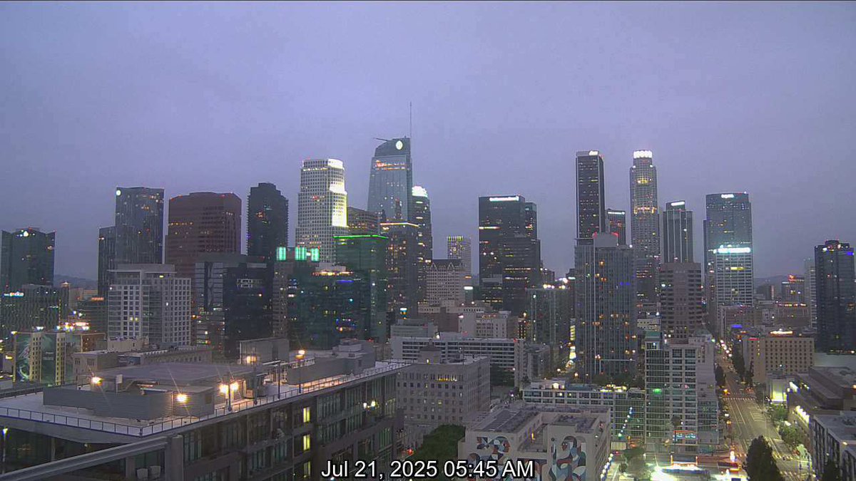 LAFDtalk's tweet image. As we near #sunrise on Monday, July 21, 2025 at 05:56AM, the downtown #LosAngeles temperature is 66°F. Today's expected high is 79°F.
We have a promising week ahead, let's do all we can together to keep it a safe one!