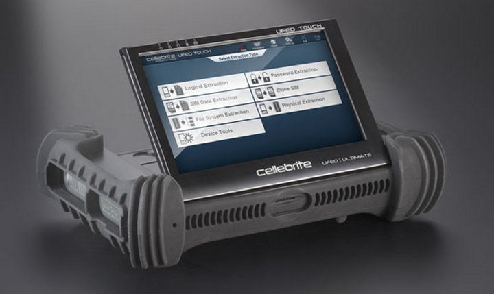 DoingFedTime's tweet image. Border agents copy entire phone contents in seconds using Cellebrite devices.
Full disk encryption only protects powered-off devices.
