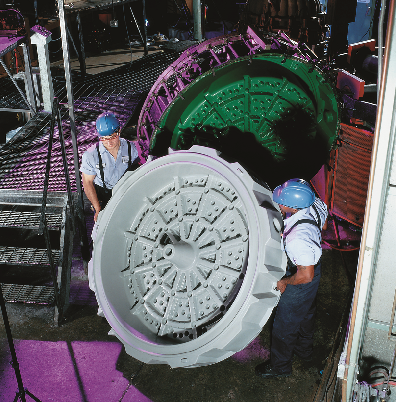 GregstromCorp's tweet photo. A kiss-off in rotational molding is a solid, reinforcing structure that transmits a load from one nominal wall to another. Learn more from Gregstrom. https://t.co/f0d6dIjgle #rotomolding #rotomolder #rotationalmolding #designtips https://t.co/qiVwFdJCQc