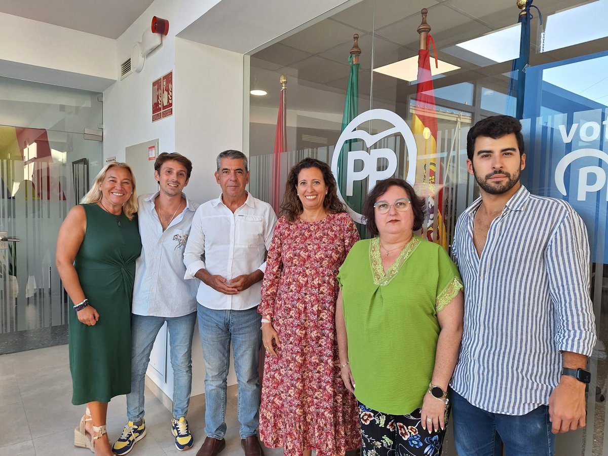 Pedimos documentación al gobierno y han pasado más de 5 días sin respuesta. Están obligados por ley.

Queremos transparencia, no excusas.
👉Vamos a pedir un pleno extraordinario para que exigir explicaciones en comisión informativa 
ppsevilla.com/el-ayuntamient…