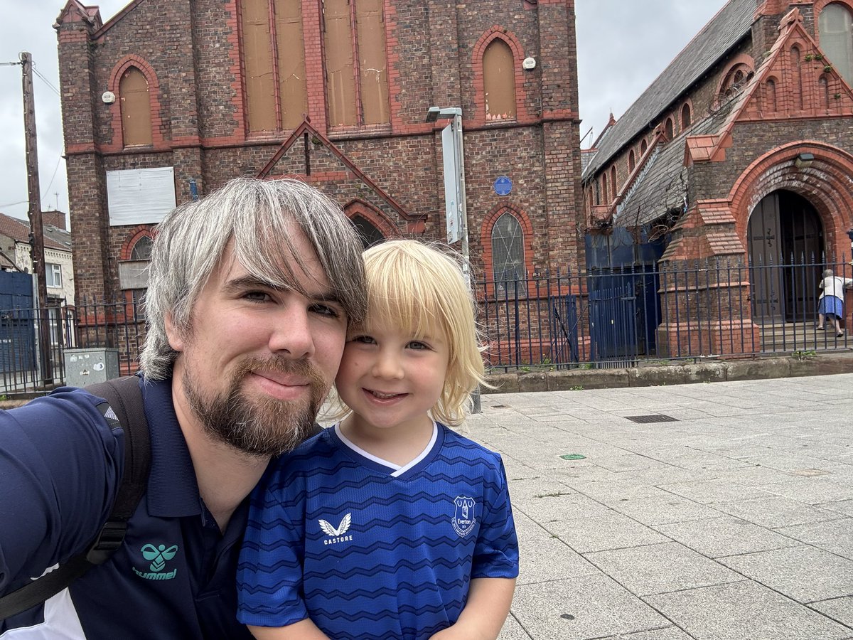 TrickorTweet0's tweet image. Little lad came to St Luke’s yesterday to help me sort out programmes ahead @EvertonHeritage move this summer
