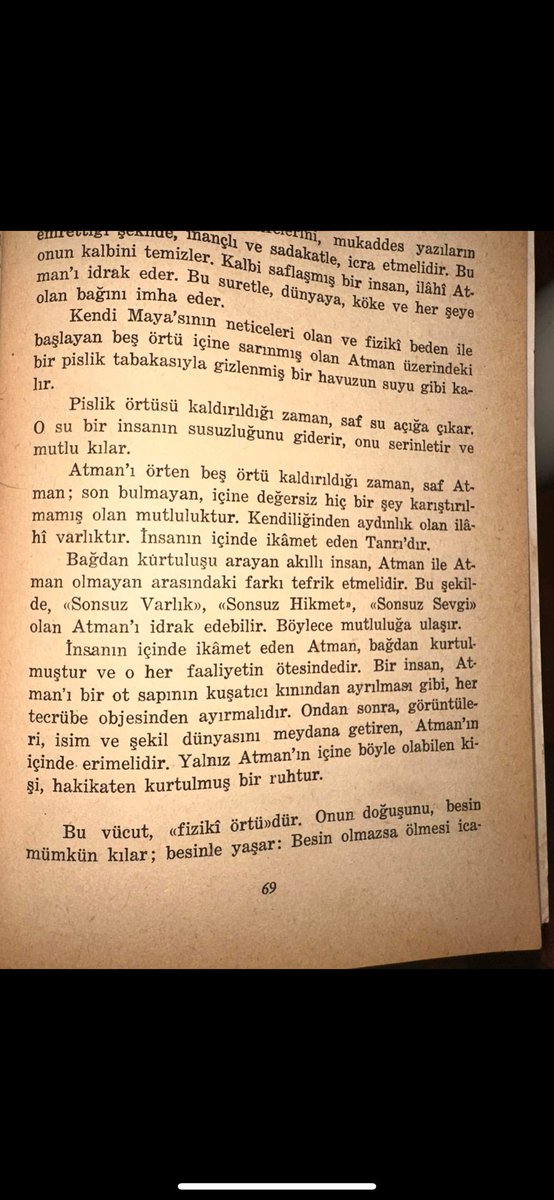 serdarmuratbal's tweet photo. Kendi Özünü bilmemekten Doğan cehaletten kurtularak ( Atman ile Brahman özdeşliğini idrak ile ) bu dünyada en değerli olana ulaşmış oluyoruz . https://t.co/5bl7VXn10b