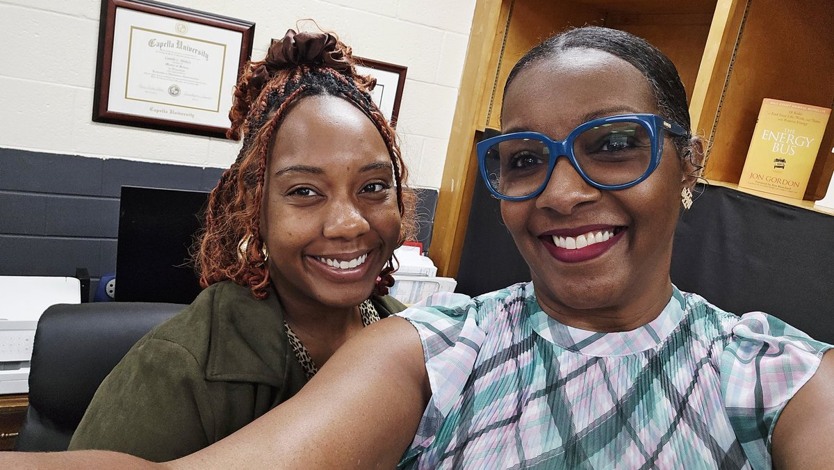 EDUJewelsLLC's tweet image. Our team is at Redan Elementary School this morning! We are prepared for a day of facilitating self-awareness, managing conflict, and using data to drive student success! 🙌🏾 #TeamBuilding #Selfawareness #Leadership