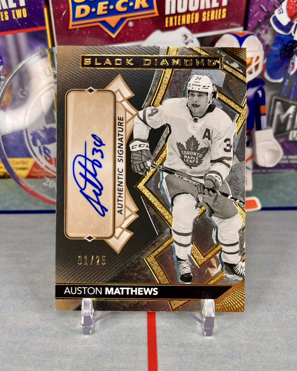 rbcardsny's tweet image. Night 1 of my 3 night 🏒 stack sale is going down at 8pm EST tonight!

A ton of awesome cards at all price levels so hope to see you all there!