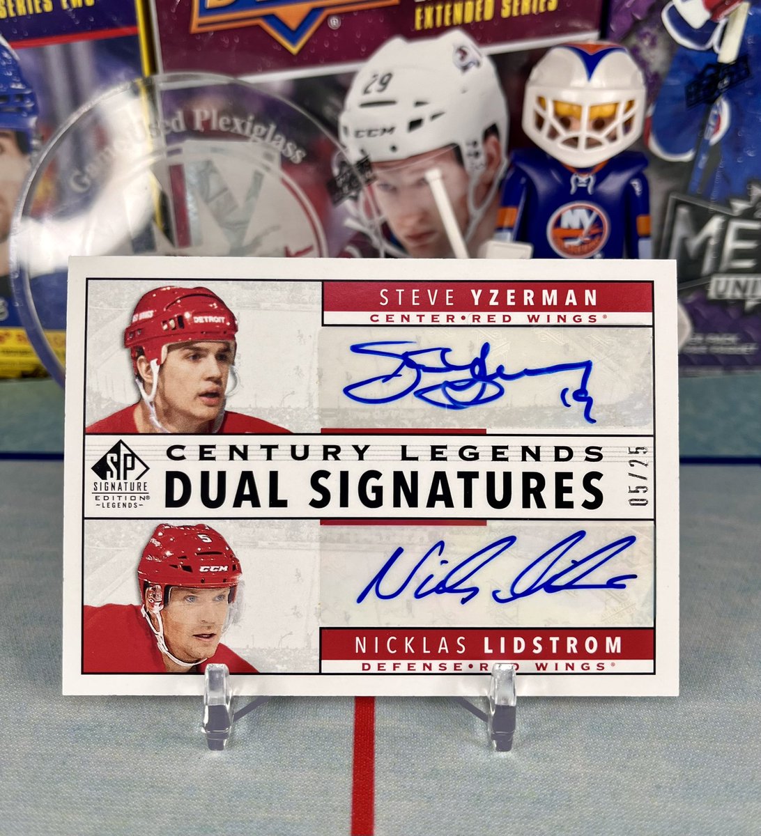 rbcardsny's tweet image. Night 1 of my 3 night 🏒 stack sale is going down at 8pm EST tonight!

A ton of awesome cards at all price levels so hope to see you all there!