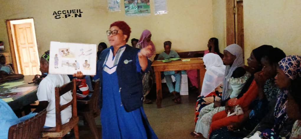 Sevguinee's tweet image. Sensibilisation des femmes enceintes à Siguirikoro sur les consultations prénatales dans le projet d'accompagnement des femmes en ceinte du dispositif Sofia sur financement de @EF_LINITIATIVE