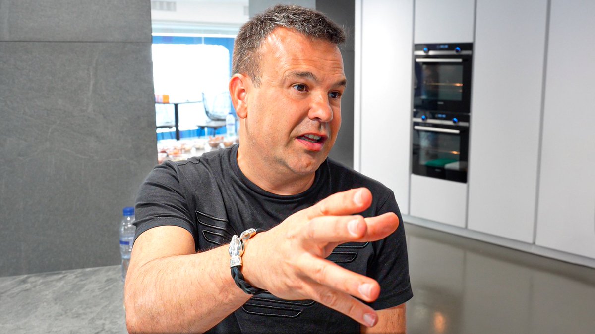 jose_elias_nvr's tweet image. En España, lo congelado significa de baja calidad.

Pero te venden pescado “fresco” que lleva 6 días muerto.

Sé que muchos tenéis grabado a fuego que congelado es sinónimo de sobras, o de comida de baja calidad.

La culpa es cultural. Viene de la posguerra, cuando se congelaban…