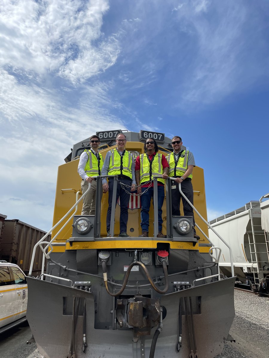 RepMann's tweet image. The Marysville @UnionPacific Depot once served as a gateway to the western U.S., bringing millions of Americans to visit our National Parks. Last week, I toured the Depot and got to hear more about their efforts to preserve this historic Kansas landmark.
Built in 1929, the…