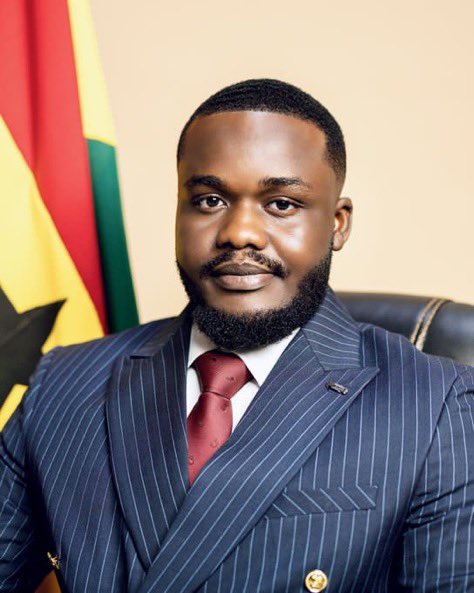 🦅: Our eagles can confirm that Bernard Bosomah Yeboah(BBY) a Presidential aspirant in this year’s KNUST SRC Elections has picked Nana Agyei Gyebi, the former President of CoHSS as running mate.

#WatsuptekReport
#ElectionCommandCenter 
#KNUSTDecides25