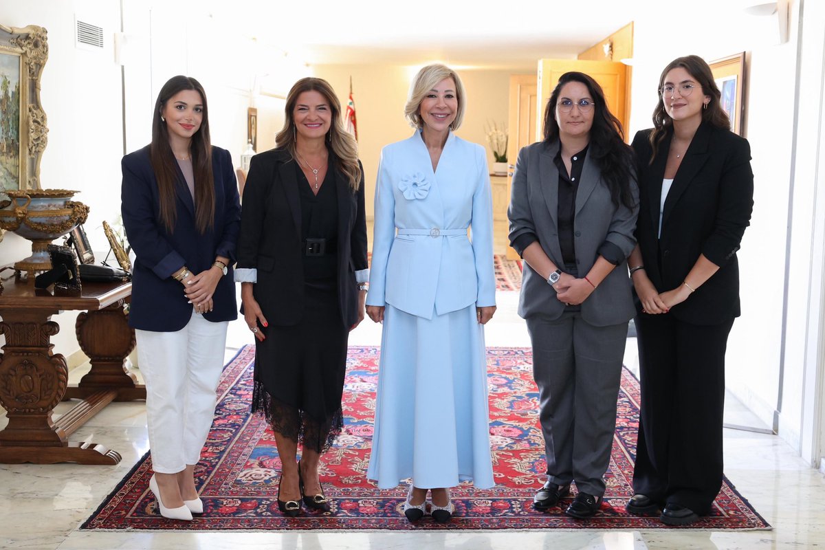 Fiftyfifty had the pleasure of meeting with the First Lady of Lebanon, Mrs. Nehmat Aoun, who emphasized her support to Lebanese women’s political participation and the importance of fair representation, especially in the upcoming elections.

Looking forward to working together.