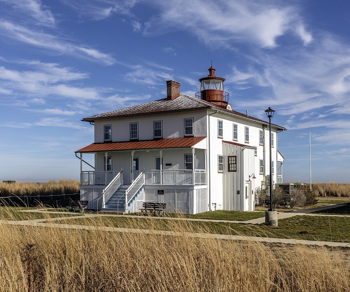 StMarysCoGov's tweet image. 🚤 Want more lighthouse adventures? Take the @StClemIsMuseum Water Taxi to the Blackistone Lighthouse replica on St. Clement’s Island or visit Point Lookout Lighthouse for tours on August 9 &amp;amp; 10.
Details at: stmaryscountymd.gov/pio/docs/2025-…