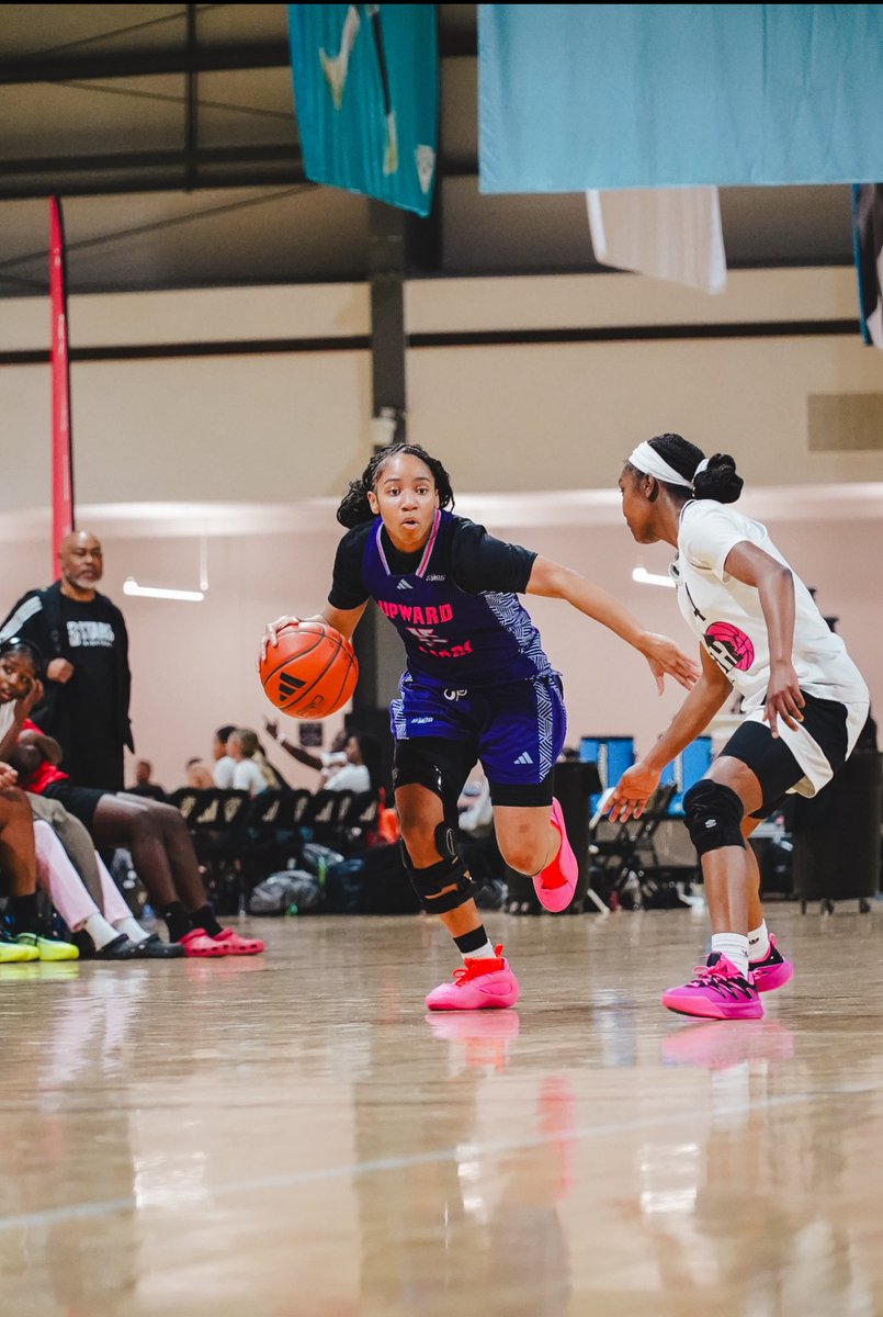 Last game of the szn🚨

Upward vs Always 100
10:45- court 7

Come check us out ‼️‼️