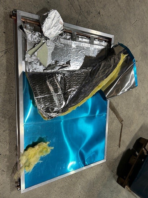 CBP's tweet image. Nearly 300lbs of meth disguised as solar panels were seized by CBP officers at LAX. The shipment, headed for New Zealand, was flagged based on prior intel and intercepted before export.
We do this every day. These "criminal masterminds" never stood a chance.
