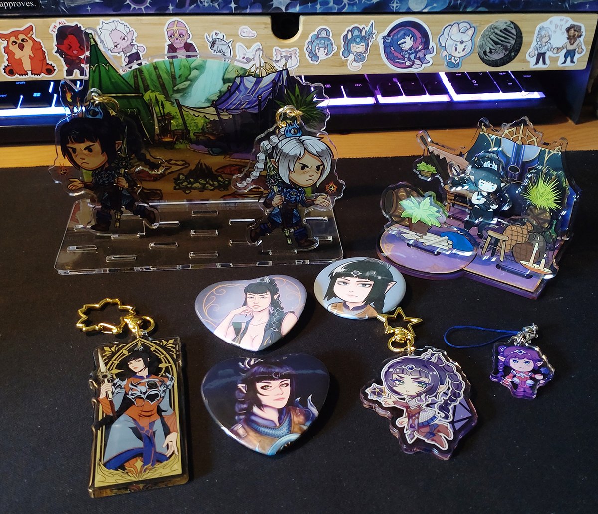 TCustodis's tweet image. Picked up an insane package from the amazing @RenMasaoAnkoku and @Absolrot I'm crying, dying, screaming etc. etc. Love you guys 💜 (laughed at the seal plushie when I opened it)