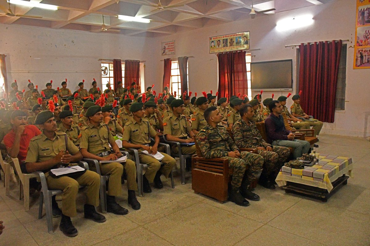 KonarkCorps's tweet image. “Crimson Saga of Courage”

#BograBrigade conducted Outreach Programme at academic institutions in #Jodhpur, #Barmer &amp;amp; #Ghotaru - highlighting remarkable success of #IndianArmy in #OperationSindoor.

#NationFirst

@adgpi
@IaSouthern
@HQ_DG_NCC