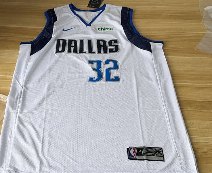 Jersey__Plug's tweet image. A few of our many Dallas Mavericks jerseys available!
Any player (or name/number) can be done in any style below and other styles for sizes 2T through 8X. Pictures below are of our own actual jerseys.
DM us if you鈥檇 like to order!