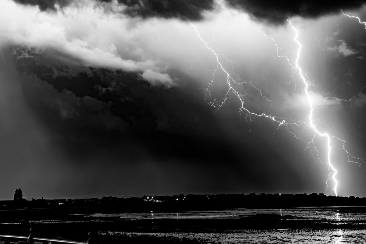 Hi Pip one of my shoots from the storm at the weekend taken at Hampton #hernebay