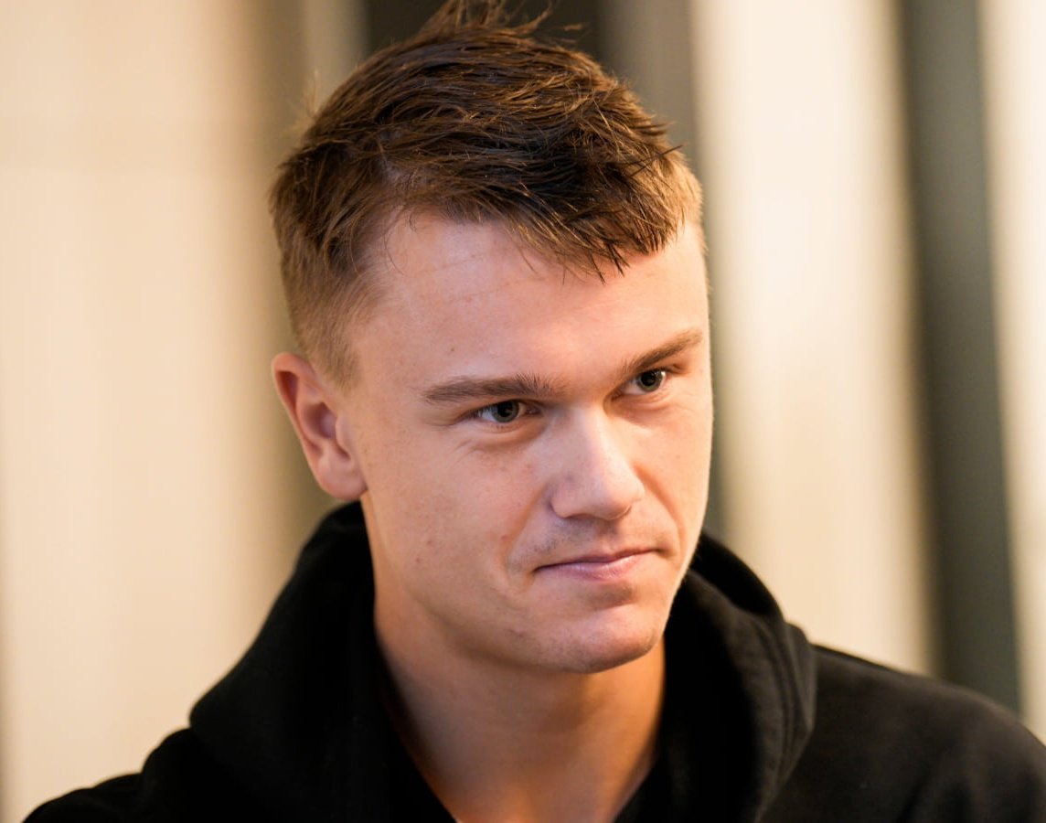 TennisCentel's tweet image. Holger Rune makes bold claim for 2026:
"Sinner is incredible from the baseline. Alcaraz's creativity is amazing. As for me, I think my mindset is my greatest weapon. My goal for 2026 is to be number one in the world & I believe I will achieve this."
(Via @EkstraBladet)