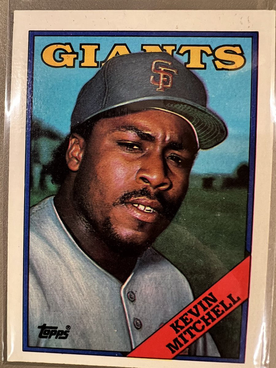Kards4Smiles's tweet image. Today’s guest picker is @Dajr19811
Make sure to give him a follow!!
Kevin Mitchell says to start the week by wearing your smile!
Let’s see those Kevin Mitchell cards!! First one below cracks me up
I appreciate you!!! 🐧