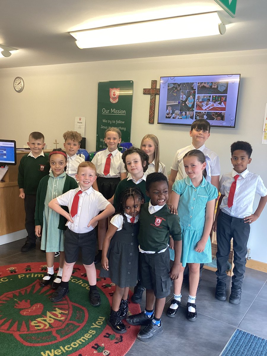 Our virtue award winners have demonstrated our values of being “Curious and Active” … well done 🙏🙏🙏